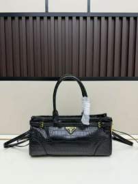 Picture of Prada Handbags _SKUfw233926047fw